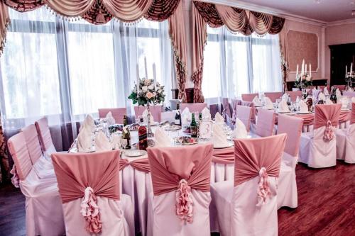 Загородный ресторанный комплекс Трактир Берендей. Большой банкетный зал