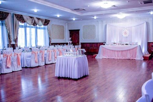 Загородный ресторанный комплекс Трактир Берендей. Большой банкетный зал