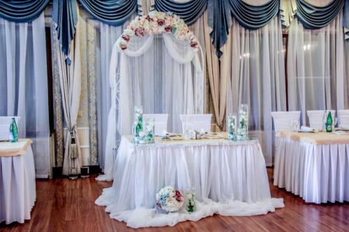 Загородный ресторанный комплекс Трактир Берендей. Малый банкетный зал