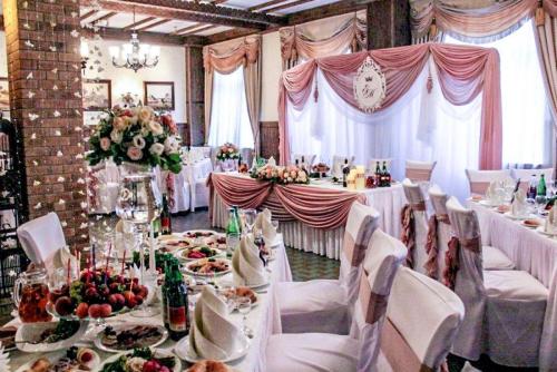 Загородный ресторанный комплекс Трактир Берендей. Основной зал