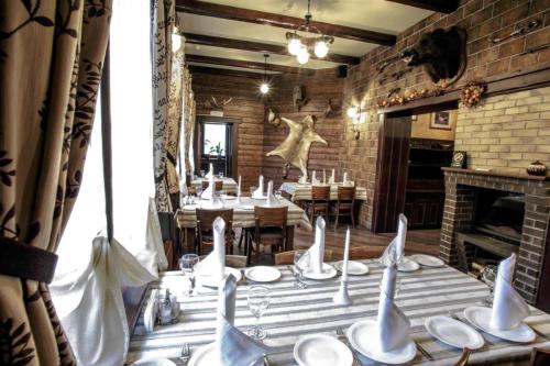 Загородный ресторанный комплекс Трактир Берендей. Охотничий зал