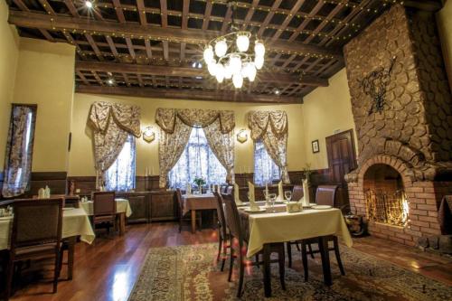 Загородный ресторанный комплекс Трактир Берендей. Старый зал