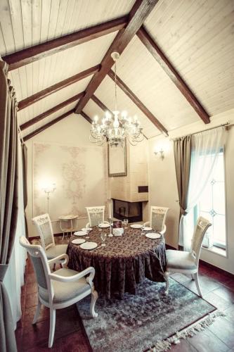 Загородный ресторанный комплекс Трактир Берендей. Домик Прованс