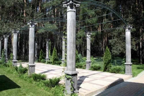 Загородный ресторанный комплекс Трактир Берендей. Летний дворик