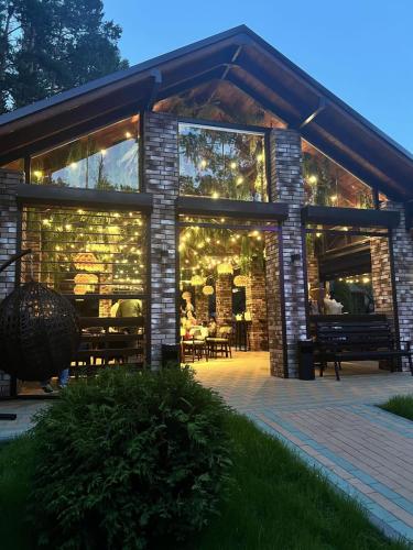 Загородный ресторанный комплекс Трактир Берендей. Летний дворик