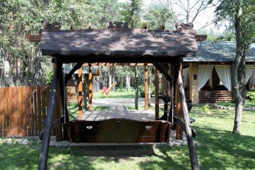 Загородный ресторанный комплекс Трактир Берендей. Летний дворик