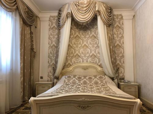 Загородный ресторанный комплекс Трактир Берендей. Номер Полулюкс «Свадебный»